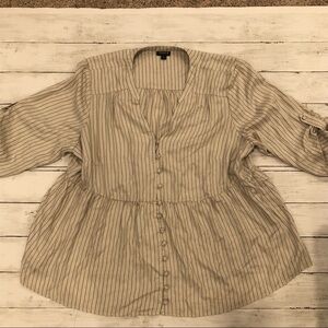 Torrid JACQUARD BUTTON FRONT BLOUSE Cream and Navy